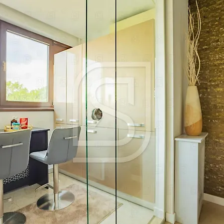 Junior By Kristal Collection Bucarest